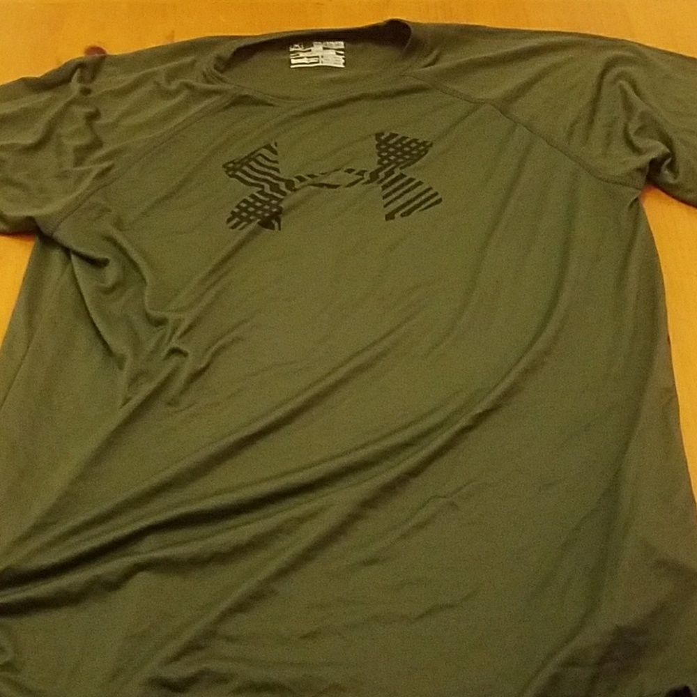 Lightweight t-shirt
